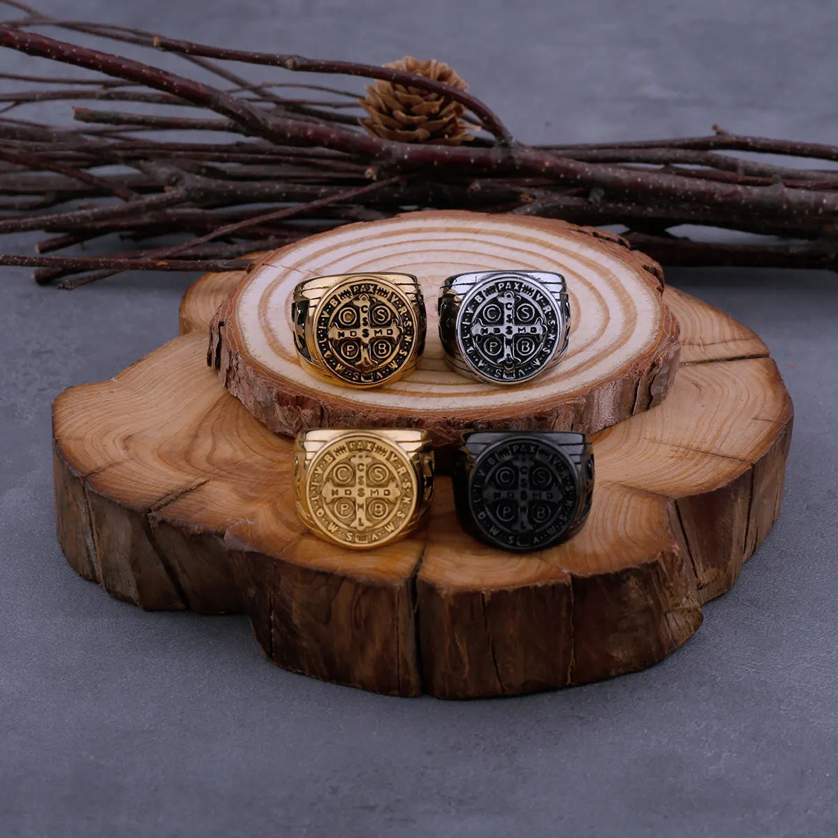 ヴィンテージ 宗教的 聖ベネディクト クリスチャン クロス リング メンズ パンク ヒップホップ バイカー ステンレススチール ジュエリー 彼氏へのギフト