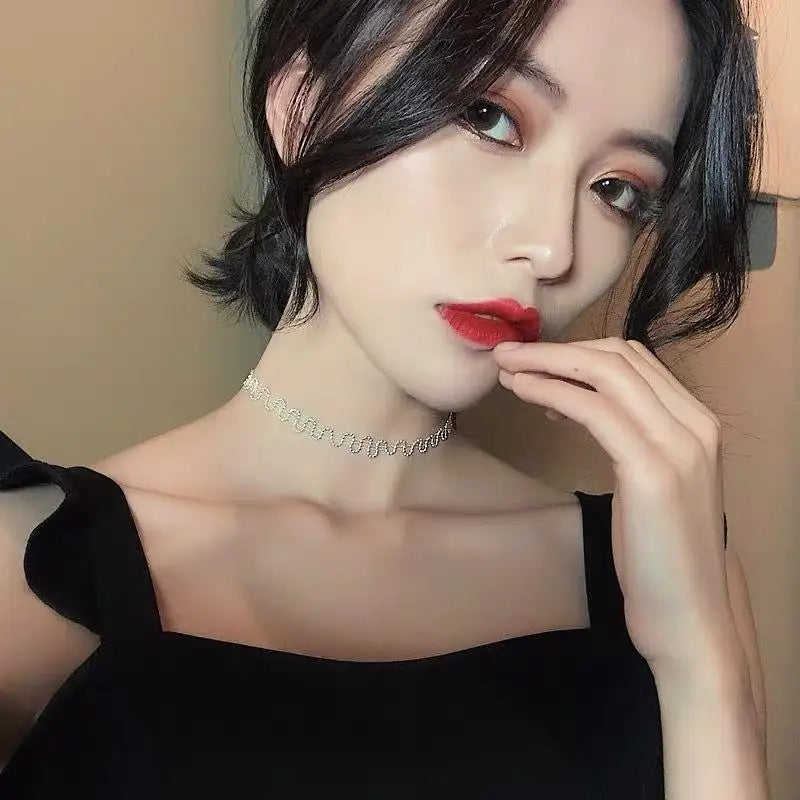 メンズ用クロスネックレス、ゴールドブラックシルバーカラーステンレススチールペンダント、シンプルなジュエリーギフト、メンズボーイズ用クロスチェーンネックレス