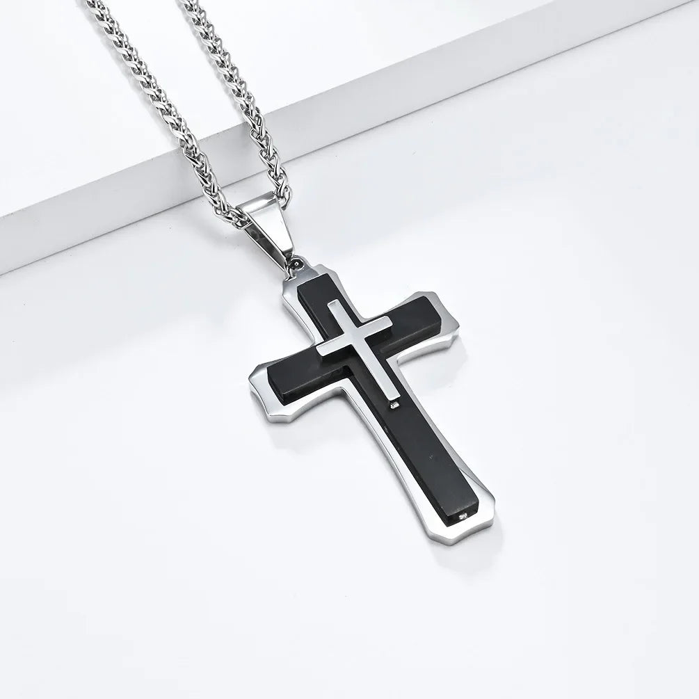 メンズ向け、トレンドの3層クロスペンダントネックレス