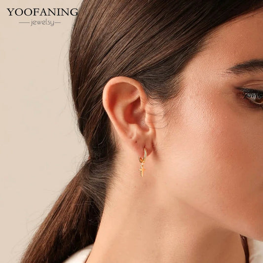 925スターリングシルバーイヤーニードルハイエンドミニマリストゴールドシルバーフープイヤリングクロスシェイプイヤリングメンズ/レディースジュエリーパティ