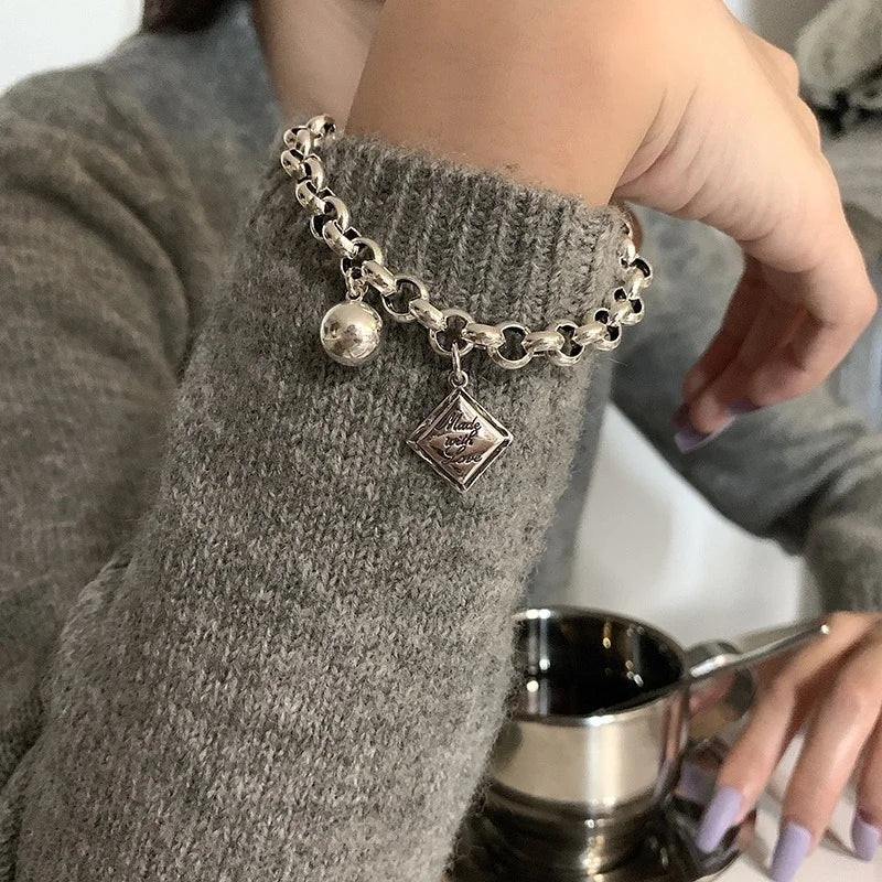 925スターリングシルバー イングリッシュスクエアチャームブレスレット レディース ボールヒップホップ タイシルバーブレスレット