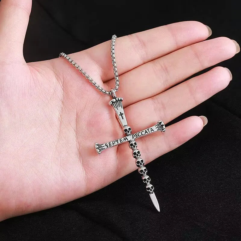 ヨーロッパとアメリカのファッションパーソナリティレトロゴシッククロスネックレス男性と女性ストリートヒップホップトレンドセッター多用途Pe