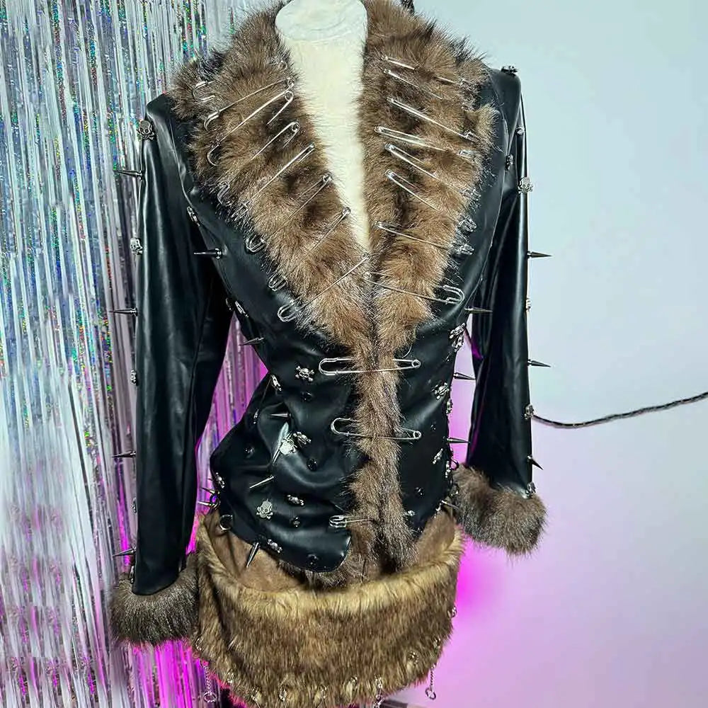ヒップホップ ティーン Eガールズ エモ グランジ ゴス DIY クラブウェア ハンドメイド パンクロック スタッズ付き Y2K ヴィーガンレザー フェイクファー ジャケット コート ピン
