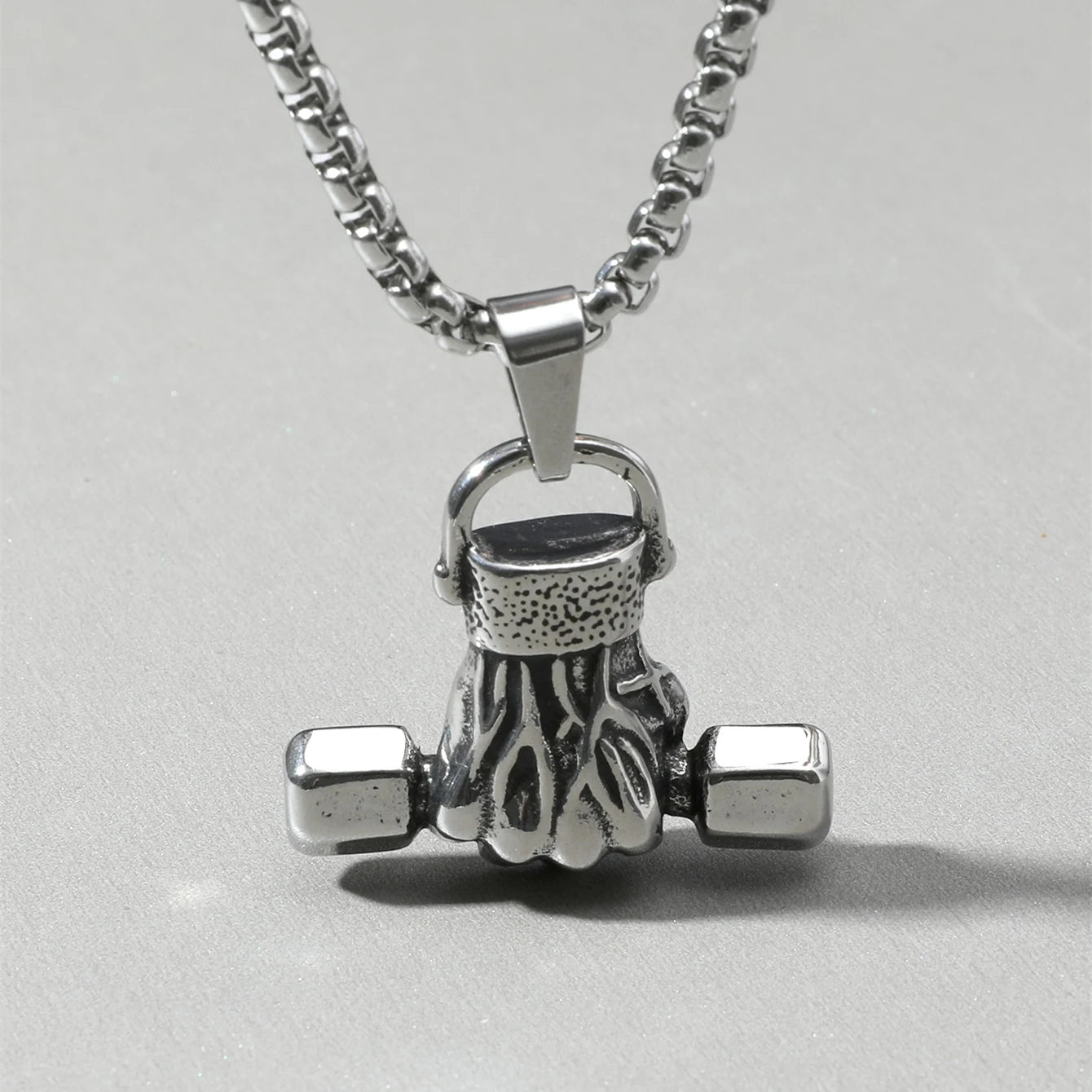 男性用クロスネックレス ワイルド・スピード7 ハードガス俳優 ドミニク・トレット JN5655