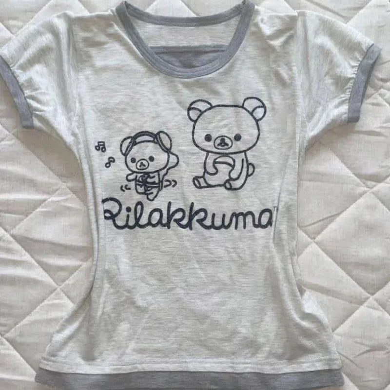レディース かわいいフェイクツーTシャツ 日本のレトロサブカルチャー グレーTシャツ 人気のかわいい漫画プリントTシャツ 女性用 原宿系 スイートトップ