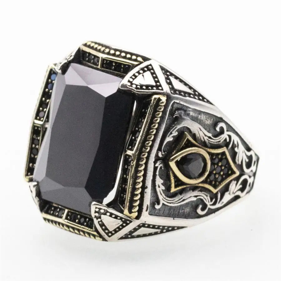 オリジナル925スターリングシルバーの圧倒的なトルコ風デザインメンズリング、ブラックキュービックジルコニアストーン付き