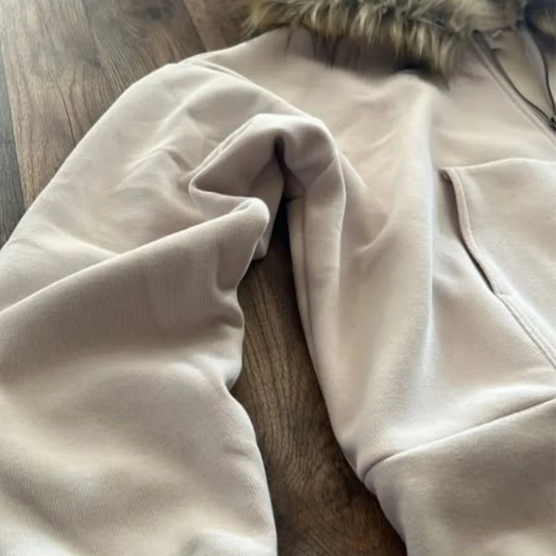 ヨーロッパとアメリカのスタイルのイースターの男性と女性の豪華なエッジの装飾ジャケット、クロスウィングパターンがプリントされていますパンクY2K