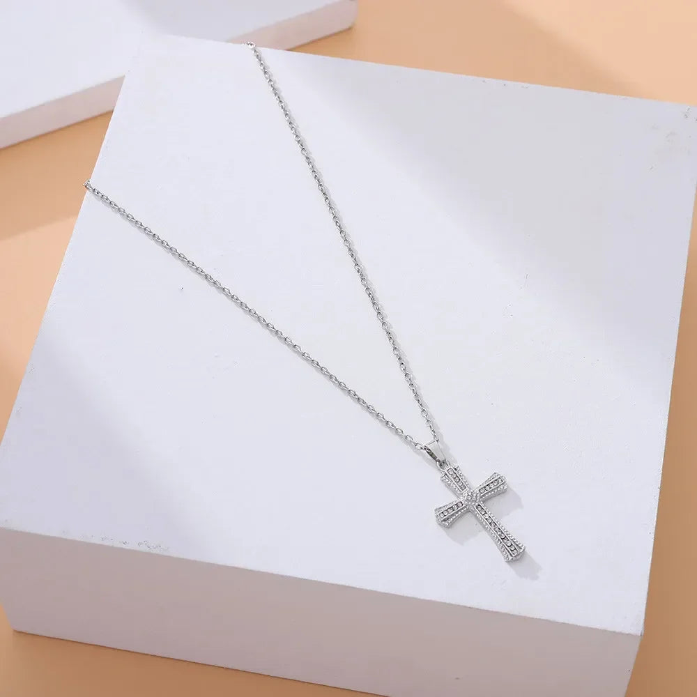 Vintage Cross Pendant Necklace for Men Women Fashion Clavicle Chain Necklace Women Jewelry Charms