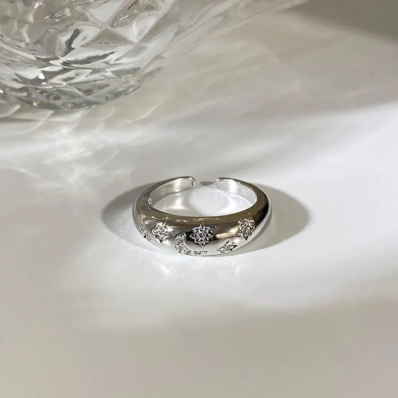 WANZHI 1/2PCS ゴシック ブラック クロス オープンリング レディース メンズ 絶妙なインビュー ダイヤモンドリング ファッション ジュエリー アクセサリー ギフト