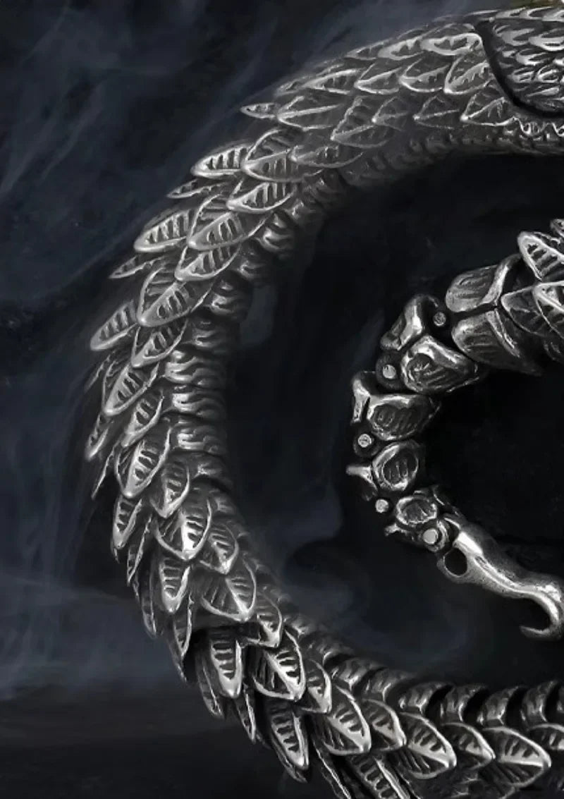 ユニークな職人技が光る925シルバーの高級メンズブレスレット。オリジナルデザイン。高品質ヒップホップスタイルのスネークバングルジュエリー。
