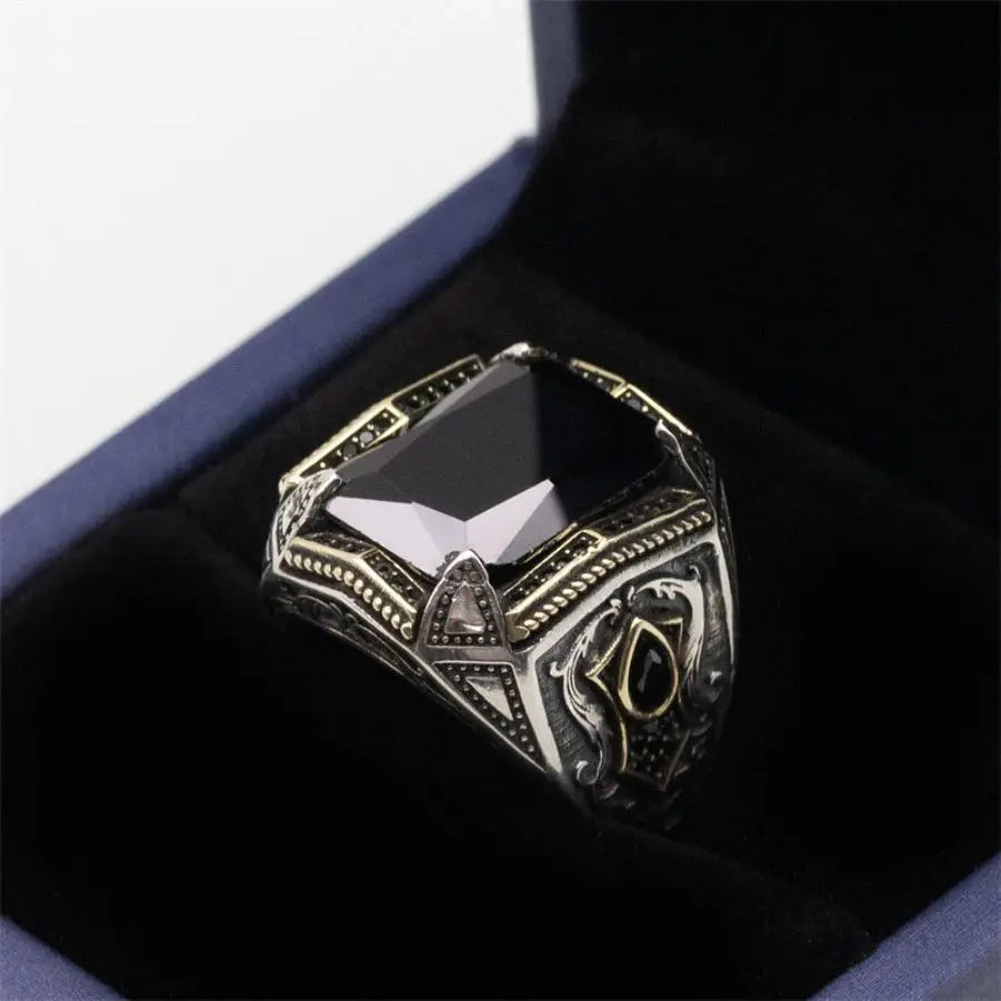 オリジナル925スターリングシルバーの圧倒的なトルコ風デザインメンズリング、ブラックキュービックジルコニアストーン付き