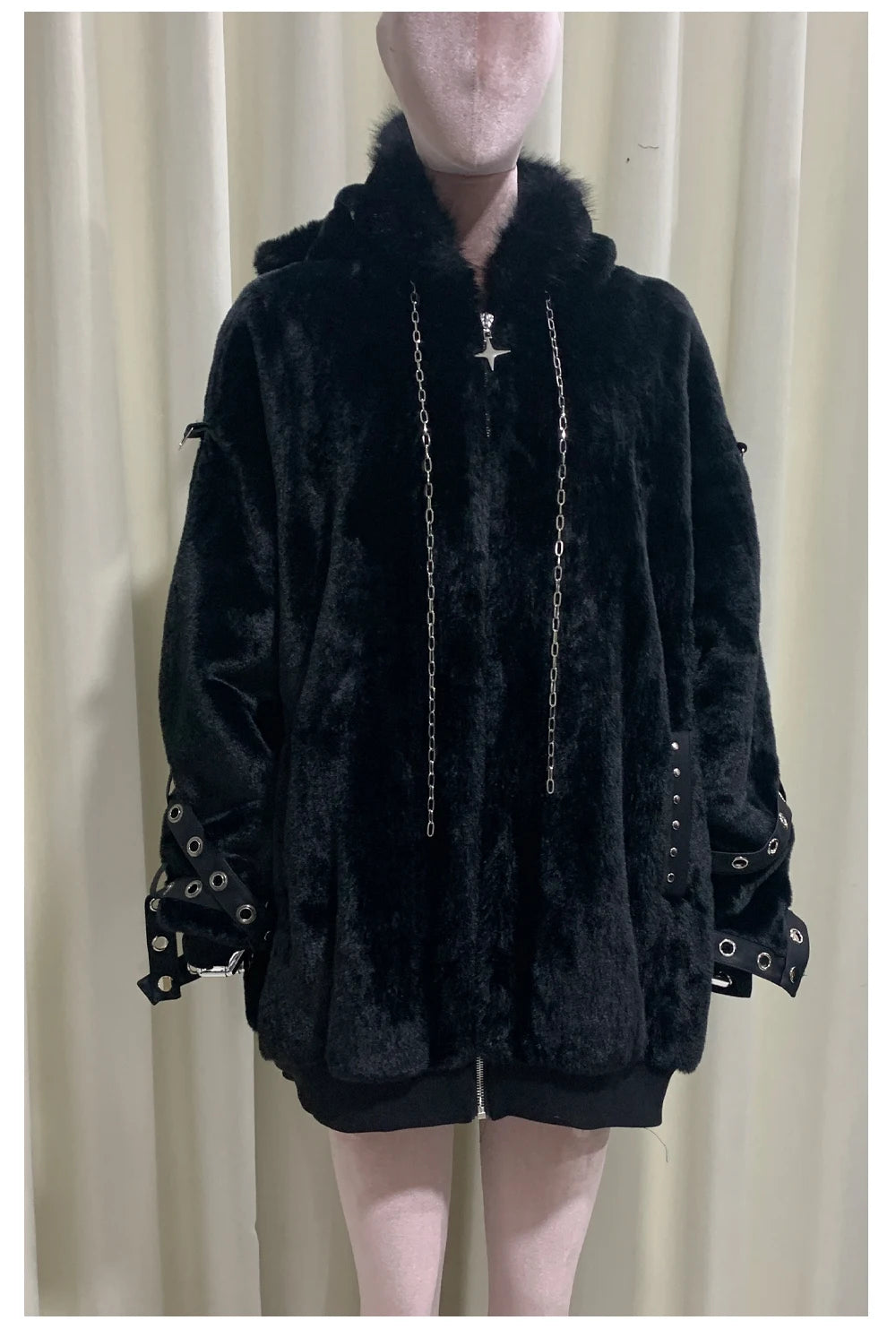 マウロイカルディ 秋冬 オーバーサイズ 暖かい ソフト ホワイト フェイクファーコート レディース フード付き 原宿系 ファッション ふわふわ ジャケット ストリートウェア 2025