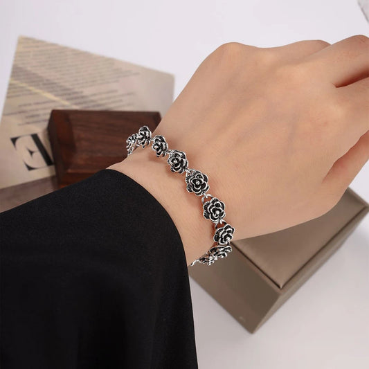 シルバーカラー合金ローズフラワーブレスレット レディース ヨーロッパ アメリカン レトロ 3Dフラワーチャームブレスレット レディース ジュエリー アクセサリー