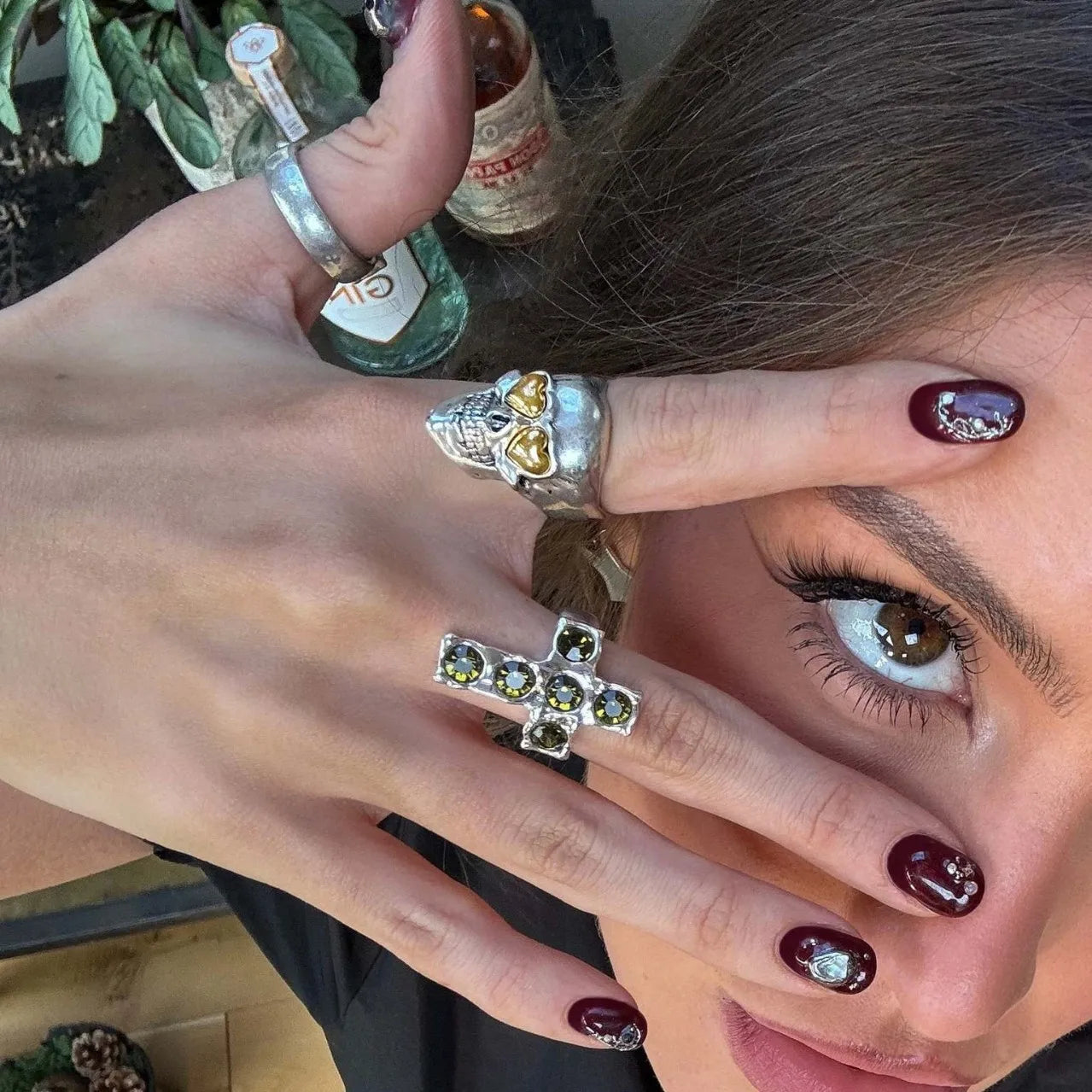 ユニークなゴシックスタイルのクロススカルジルコンリングトレンドフィンガージュエリーギフトビジューアシエ酸化防止可能ユニセックスハロウィンギフト