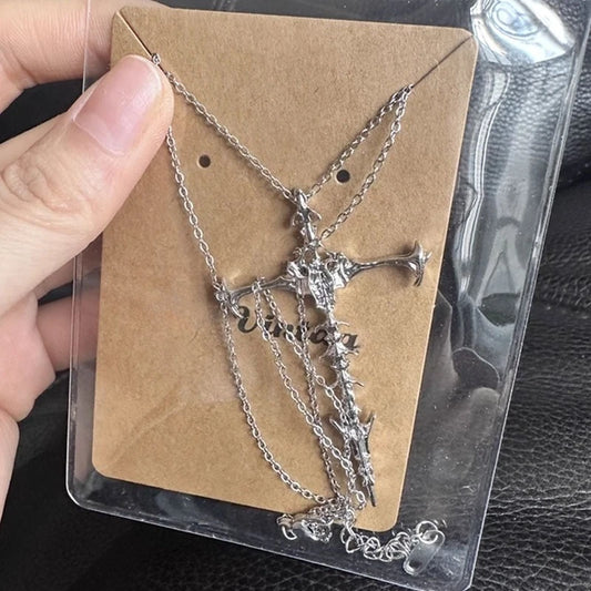 Retro Hip Hop Skull Cross Pendant Necklace for Men and Women Classic Gothtic Dark Style Bone Cross Pendant Necklaces