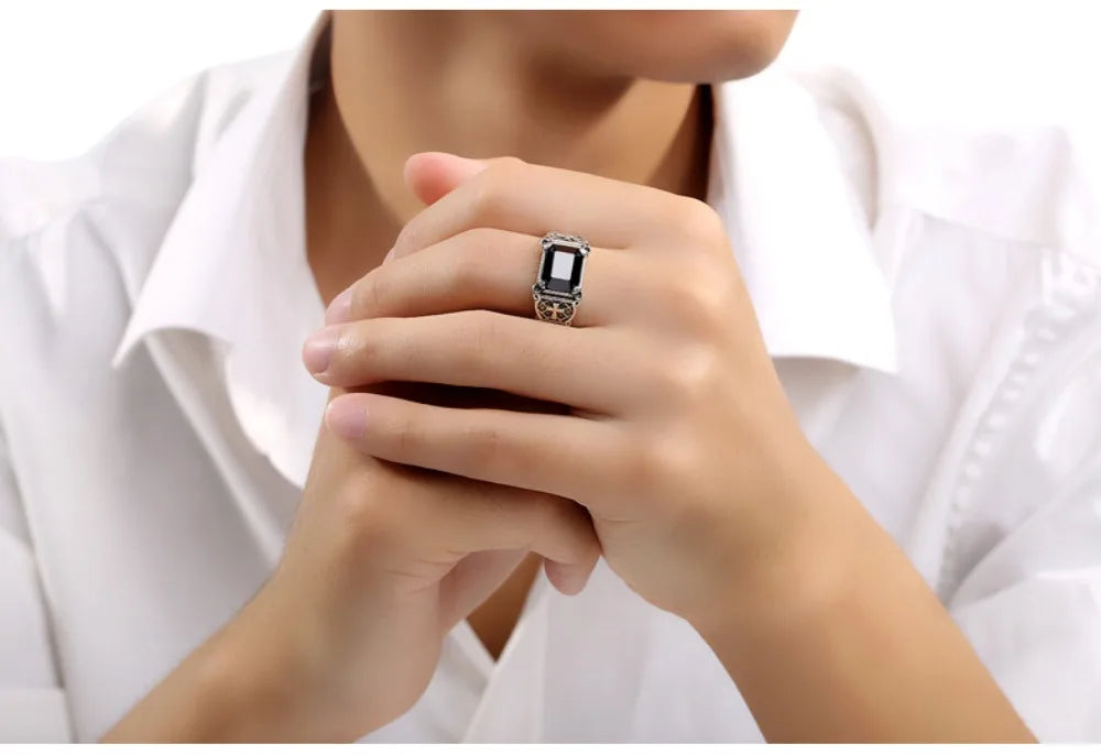 ヴィンテージ シルバー ブラック オニキス リング スクエア 個性的 ヒップホップ パンクスタイル シングルクロスリング パーティー クラブ ファインジュエリー メンズ
