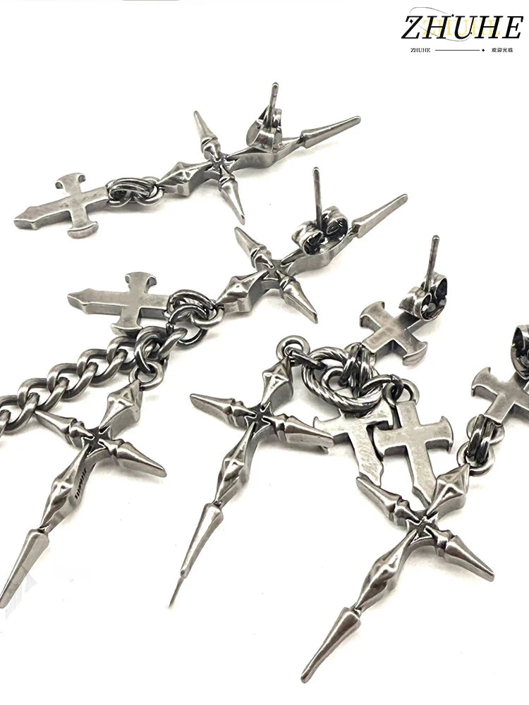 ゴシッククロスチェーンイヤリング、ファッショナブルなジュエリーアクセサリー、男女兼用でエッジの効いたアイテム