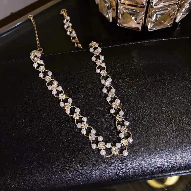 メンズ用クロスネックレス、ゴールドブラックシルバーカラーステンレススチールペンダント、シンプルなジュエリーギフト、メンズボーイズ用クロスチェーンネックレス