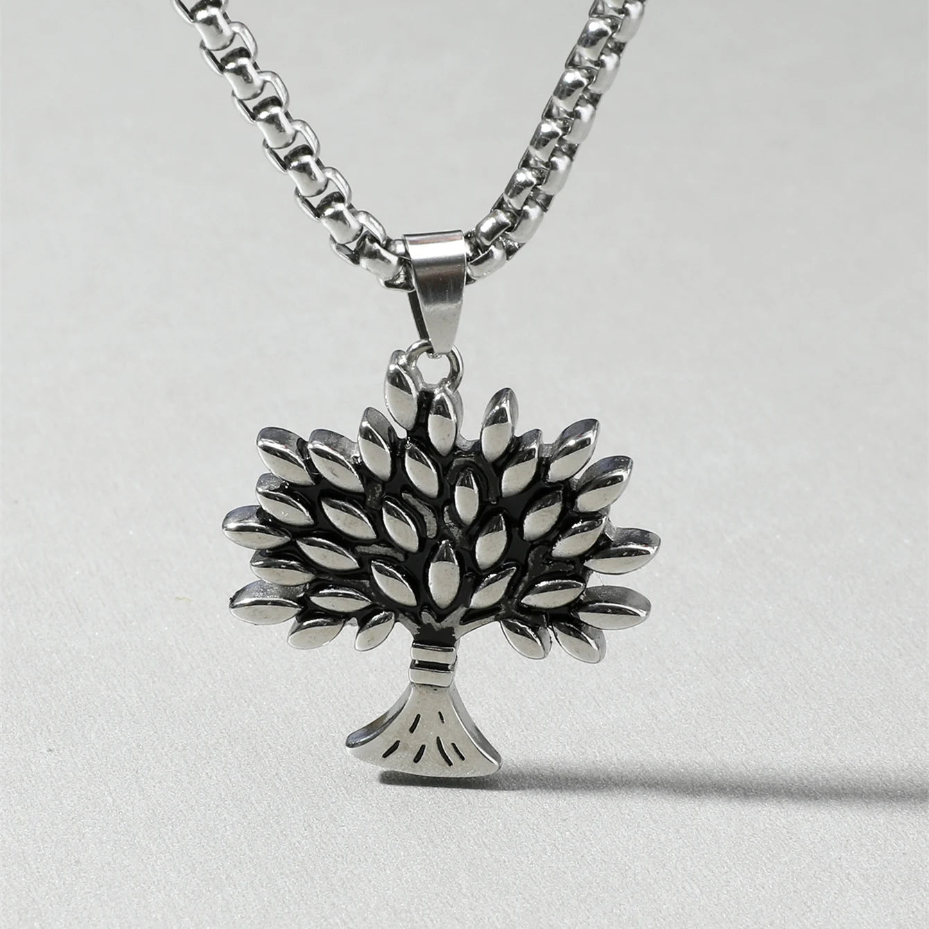 男性用クロスネックレス ワイルド・スピード7 ハードガス俳優 ドミニク・トレット JN5655