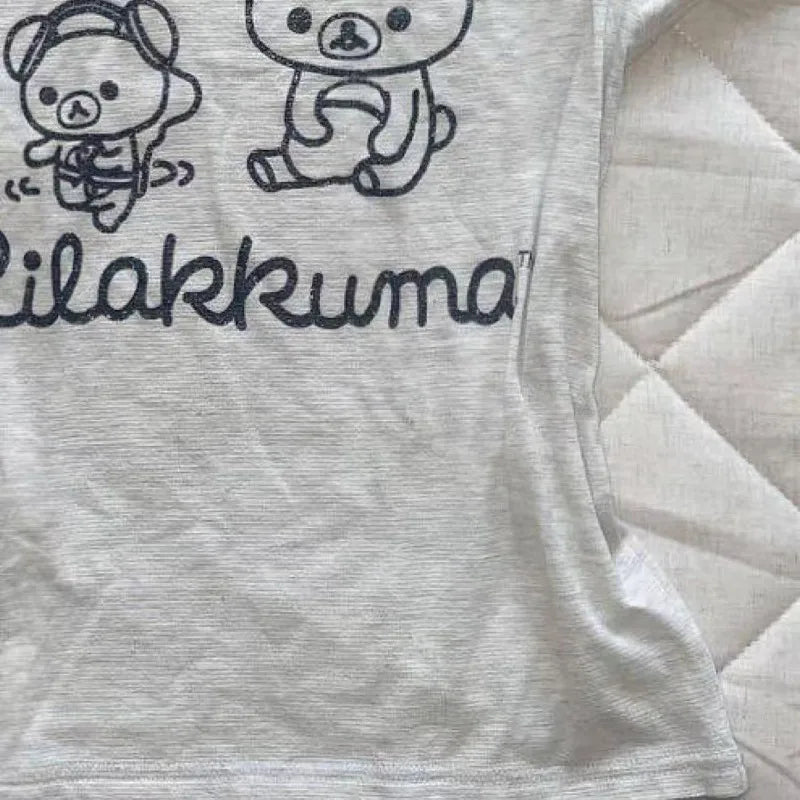 レディース かわいいフェイクツーTシャツ 日本のレトロサブカルチャー グレーTシャツ 人気のかわいい漫画プリントTシャツ 女性用 原宿系 スイートトップ
