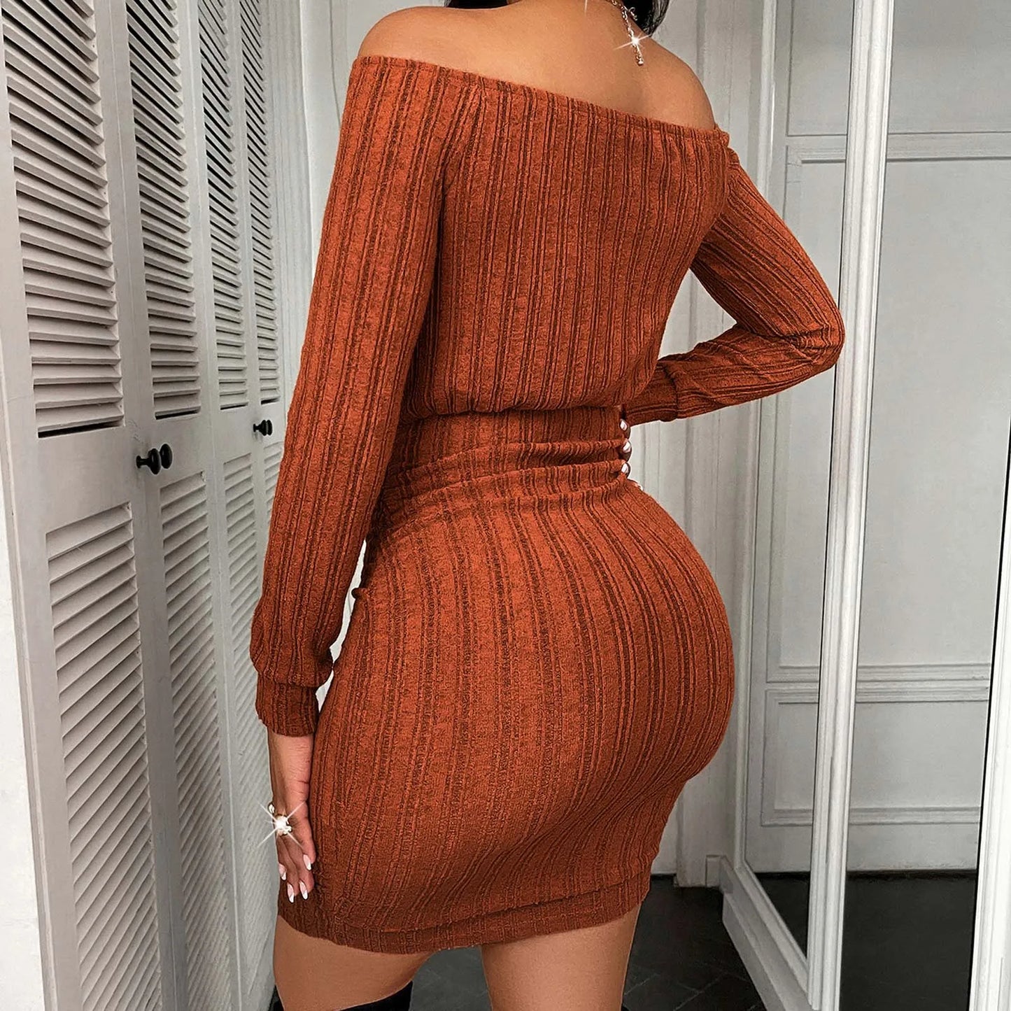 Women's Sexy Off Shoulder Bodycon Mini Dress Solid Color Long Sleeve Ribbed Knit Short Dress Elegant Lady Hip Wrap Party Dresses