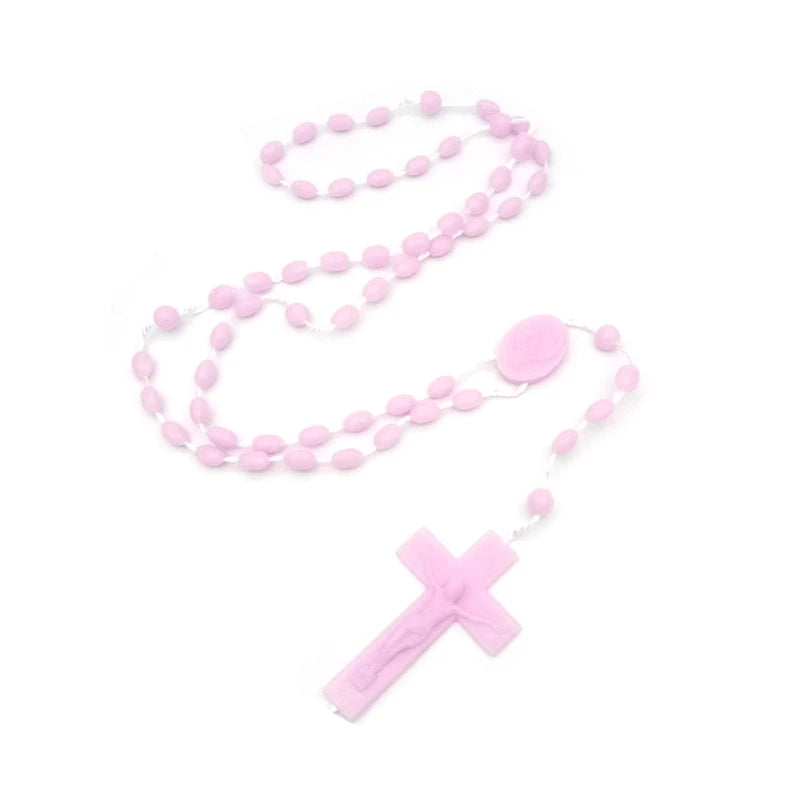 プラスチック製クロスペンダント ワイヤー入りロザリオネックレス マルチカラーミックス 男女兼用ギフト 12個/ロット