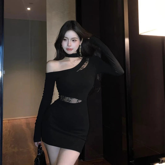Women Slant Collar Strapless Asymmetric Long-sleeved Dress Korean Lace Splicing Sexy Mini Dress Black