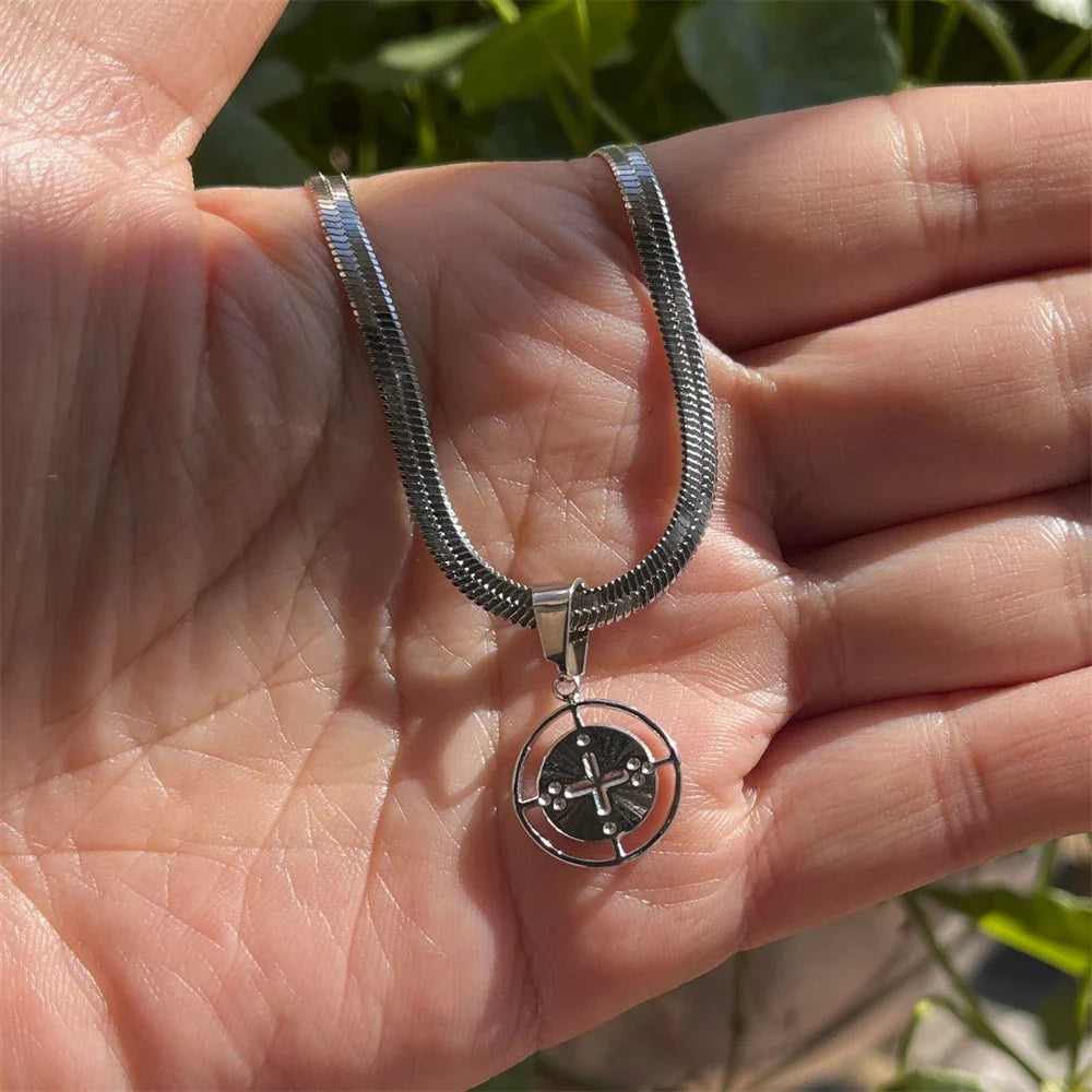 キリスト教イエス十字架ネックレス レディース メンズ ステンレススチールチェーン チョーカー 宗教的十字架ペンダント ジュエリー 祈り 洗礼ギフト
