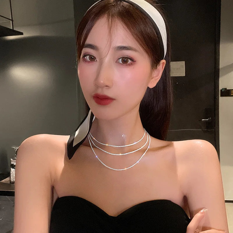 メンズ用クロスネックレス、ゴールドブラックシルバーカラーステンレススチールペンダント、シンプルなジュエリーギフト、メンズボーイズ用クロスチェーンネックレス