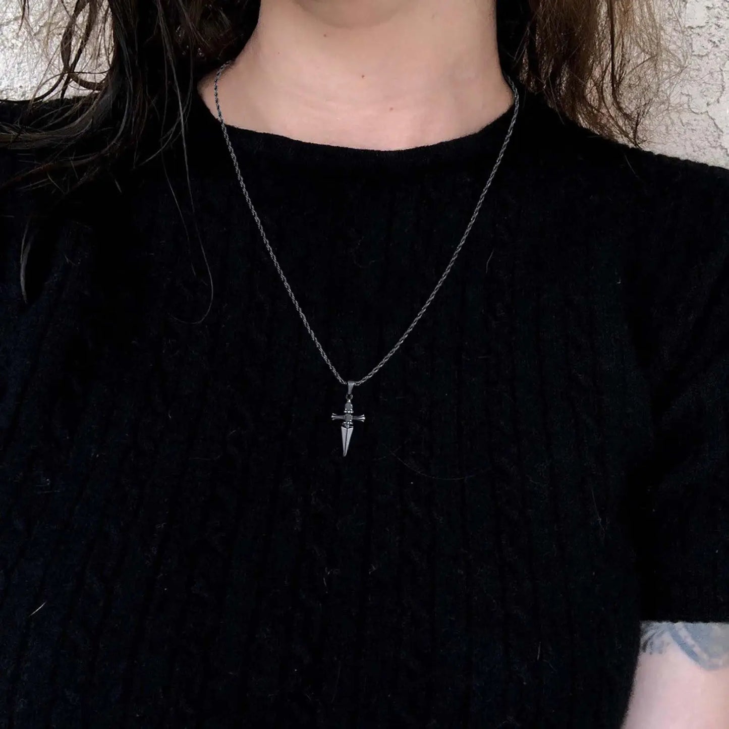 アニメネックレス メンズ ジャッジメントチェーンネックレス HXHペンダント メンズジュエリー クロスネックレス ヴィンテージ ハンドメイドギフト アニメ愛好家向け