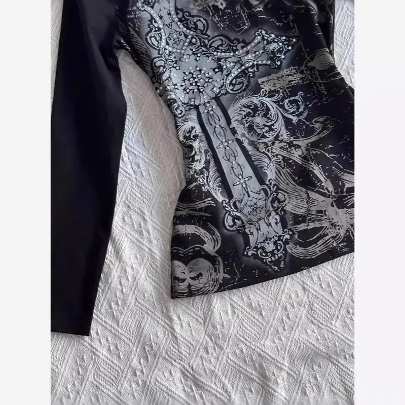 アメリカンレトロTシャツ 長袖 スリムフィット レディース カジュアル 日本のサブカルチャー Y2K ヴィンテージ ゴシックTシャツ 秋 女性用 シック トップス