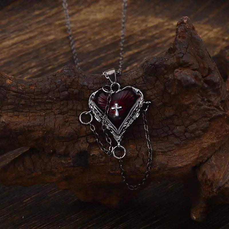 ゴシッククロスハートチェーンネックレス レディース ファッション ペイガン ウィッチクラフト ジュエリー アクセサリー ギフト ペンダント チョーカー
