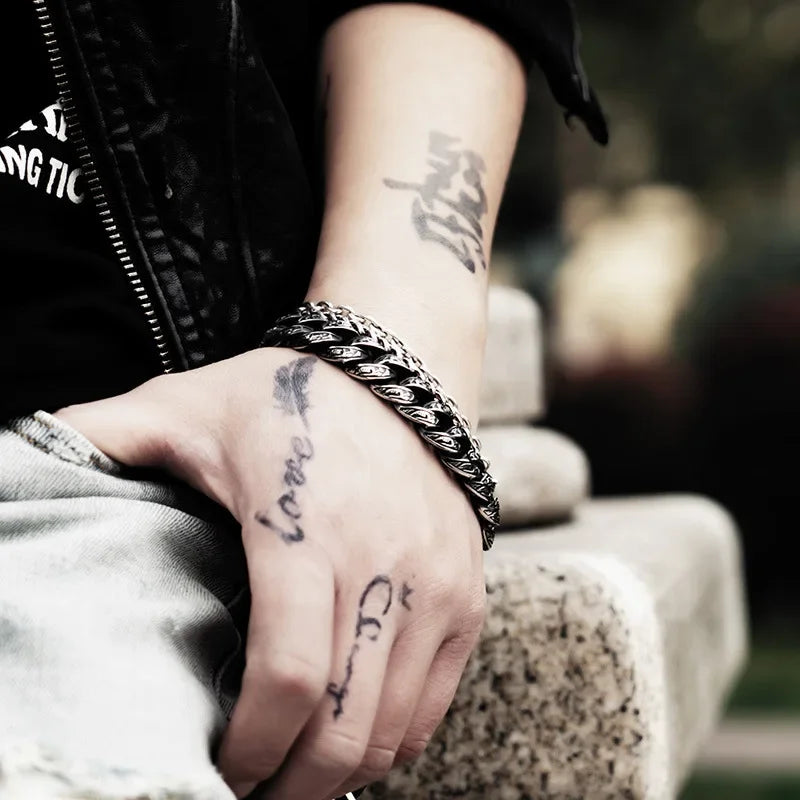 アンティークシルバー彫刻ブレスレット メンズ パンク ヒップホップ ロック パーティー ジュエリー メタルリンクブレスレット ギフト