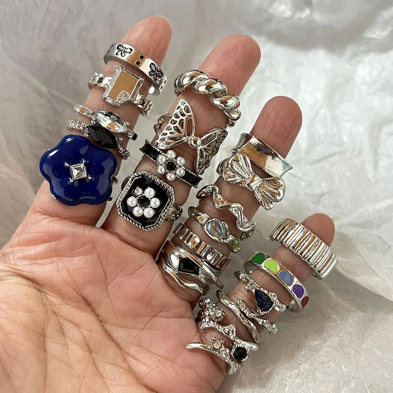 ヴィンテージ シルバーメッキ クロスリングセット レディース ゴシック パンク スチームパンク バタフライリングセット パーティー ファッション ジュエラー