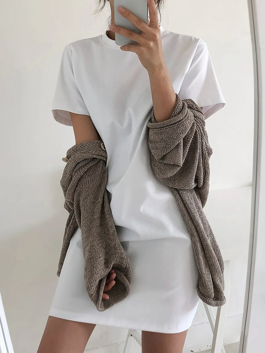 Women's fashionable small round neck simple solid color loose T-shirt dress 2025
