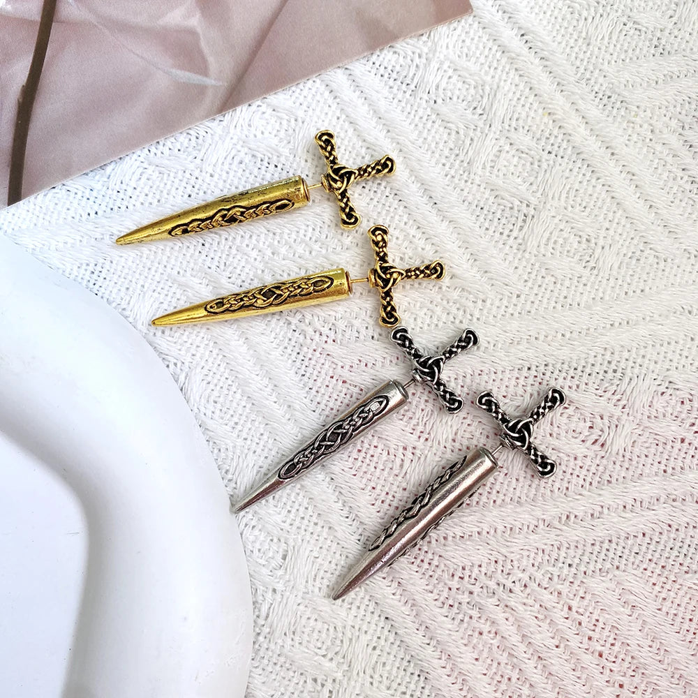 レトロゴスクロスロングソードレディースメンズダングルイヤリングラグジュアリー絶妙なダガーメタルピアスイヤースタッドジュエリーアクセサリーギフト
