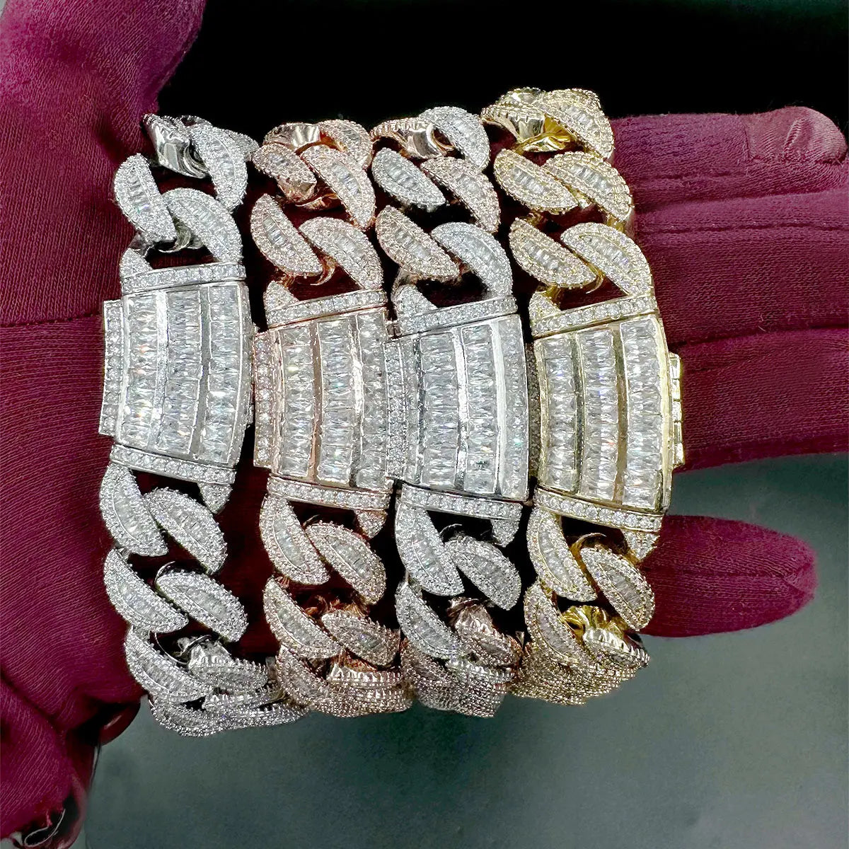 バゲットキューバンリンクチェーン メンズ アイスアウトプロングセッティングネックレス チョーカー 本物の金メッキ ヒップホップジュエリー