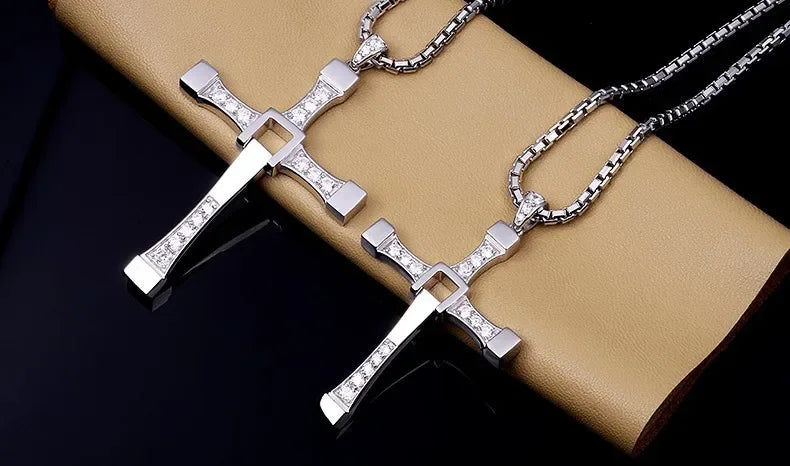 男性用クロスネックレス ワイルド・スピード7 ハードガス俳優 ドミニク・トレット JN5655