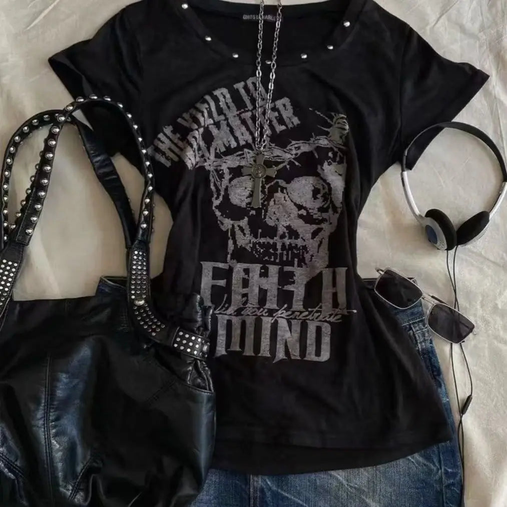 2000年代ヴィンテージY2Kクロップトップレディース半袖スリムプリントTシャツサブカルチャー原宿系ファッション韓国パンクゴシックTシャツアウターウェア