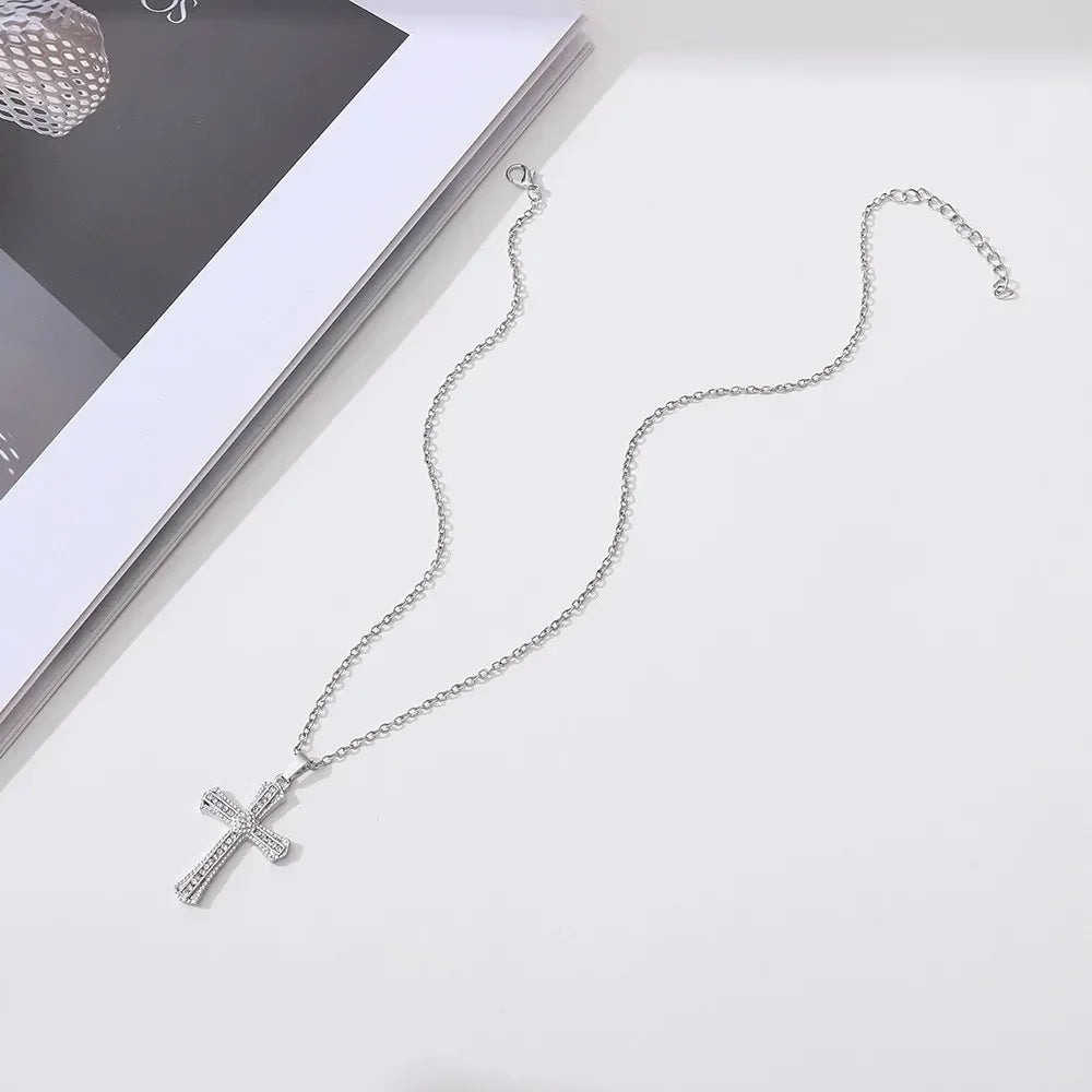 Vintage Cross Pendant Necklace for Men Women Fashion Clavicle Chain Necklace Women Jewelry Charms