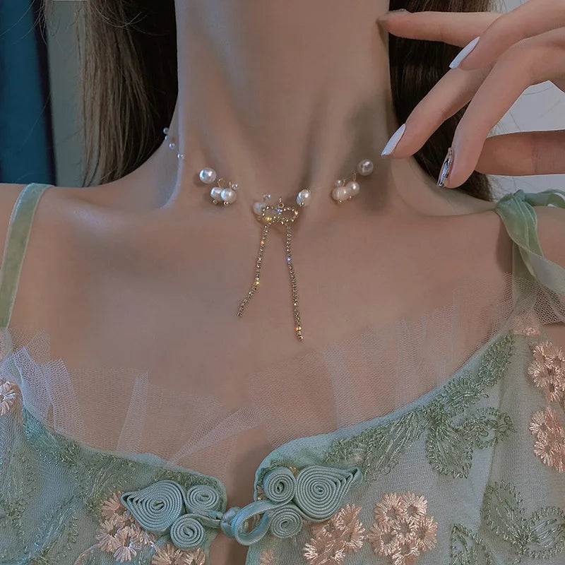 メンズ用クロスネックレス、ゴールドブラックシルバーカラーステンレススチールペンダント、シンプルなジュエリーギフト、メンズボーイズ用クロスチェーンネックレス