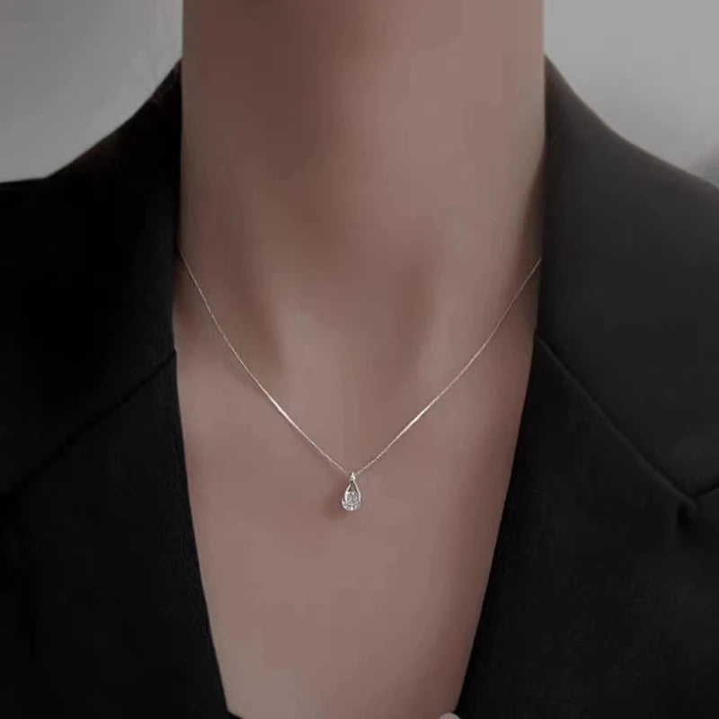 925スターリングシルバークロスネックレススターアシンメトリーパーソナライズカラーチェーン友達への誕生日プレゼント学生ジュエリー