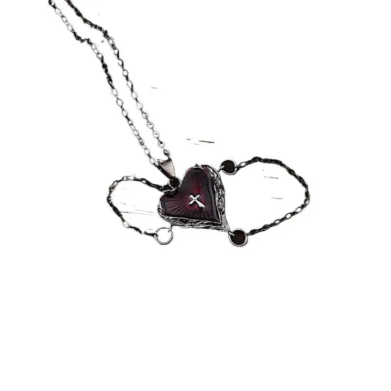 ゴシッククロスハートチェーンネックレス レディース ファッション ペイガン ウィッチクラフト ジュエリー アクセサリー ギフト ペンダント チョーカー