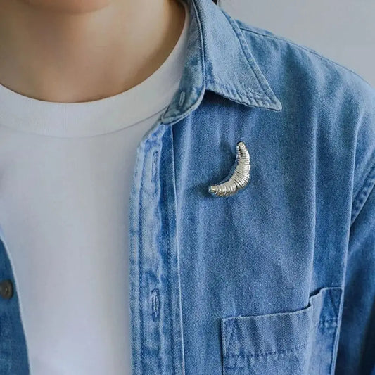 1PC Trend Croissant Brooches for Men Women Couple Metal Pins Gold Plated Silver Color Korean Fashion Vintage Luxury Jewelry Gift