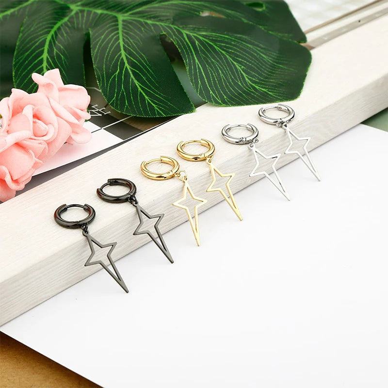 ゴシックステンレススチール中空クロスペンダントイヤークリップ/バックルイヤリング1組。レディース/メンズ用。トレンドのヒップホップパンクイヤリング。