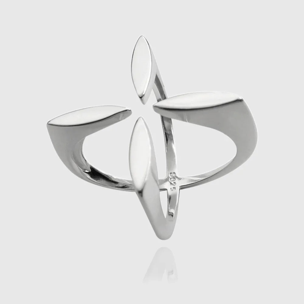 925スターリングシルバーのユニークな女性用リング。指に調節可能なヴィンテージクロスフラワーリング。パーティーや誕生日のギフトに。