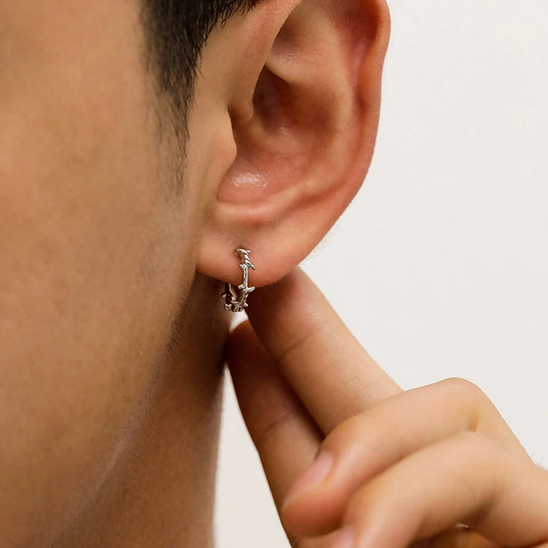 ゴシックシルバーカラーソーンズフープイヤリングレディースメンズティーンズパンクファッショントレンディパーティージュエリー美的アクセサリー Ушные Гвозди
