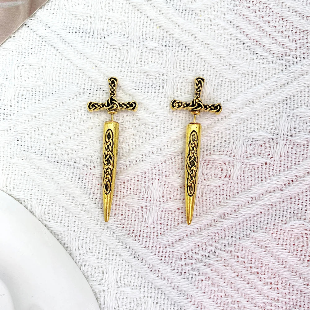 レトロゴスクロスロングソードレディースメンズダングルイヤリングラグジュアリー絶妙なダガーメタルピアスイヤースタッドジュエリーアクセサリーギフト