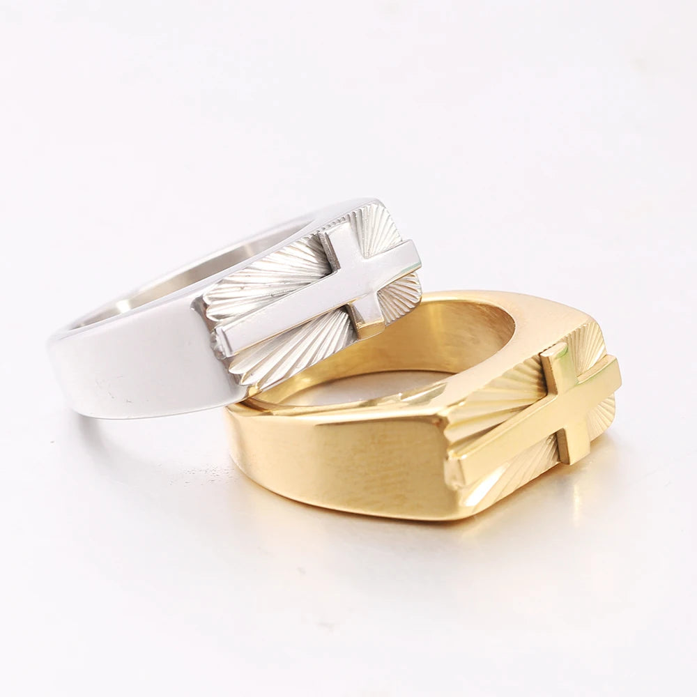 男性用ステンレススチール製クロスリング。シルバーとゴールドトーン、美しいサンバーストパターン。