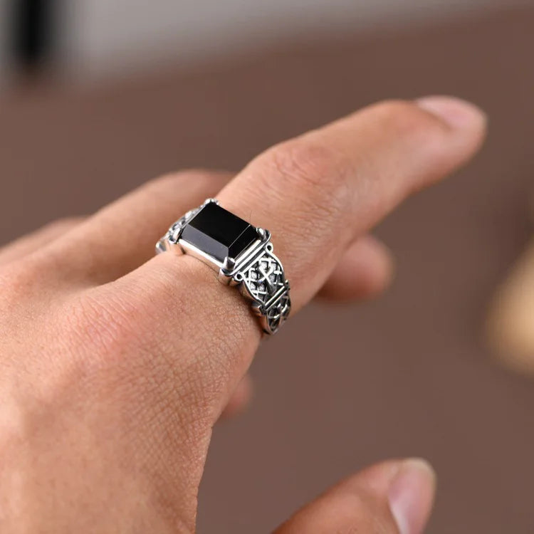 ヴィンテージ シルバー ブラック オニキス リング スクエア 個性的 ヒップホップ パンクスタイル シングルクロスリング パーティー クラブ ファインジュエリー メンズ